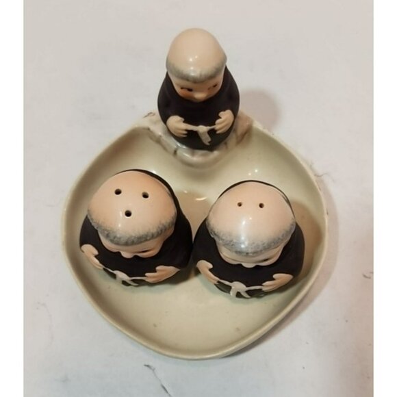 Vintage Goebel Friar Tuck Salt  And Pepper Shakers and 1956 Trinket Dish - Picture 2 of 16